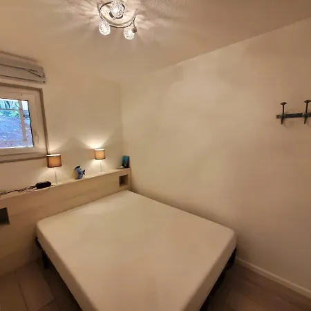 Grand Appartement, 3 Chambres, Tres Bonne Literie, Avec Piscine A Pin Rolland *